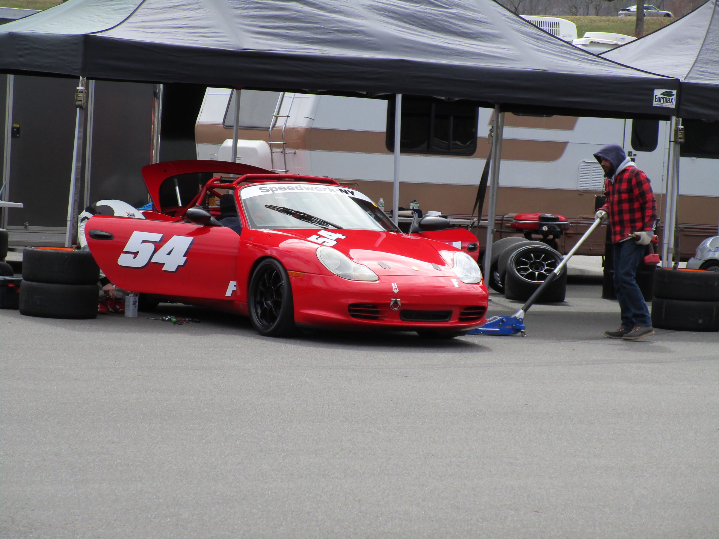 Club Race 2018, Pits and Paddocks, Friday by Bill Shaw